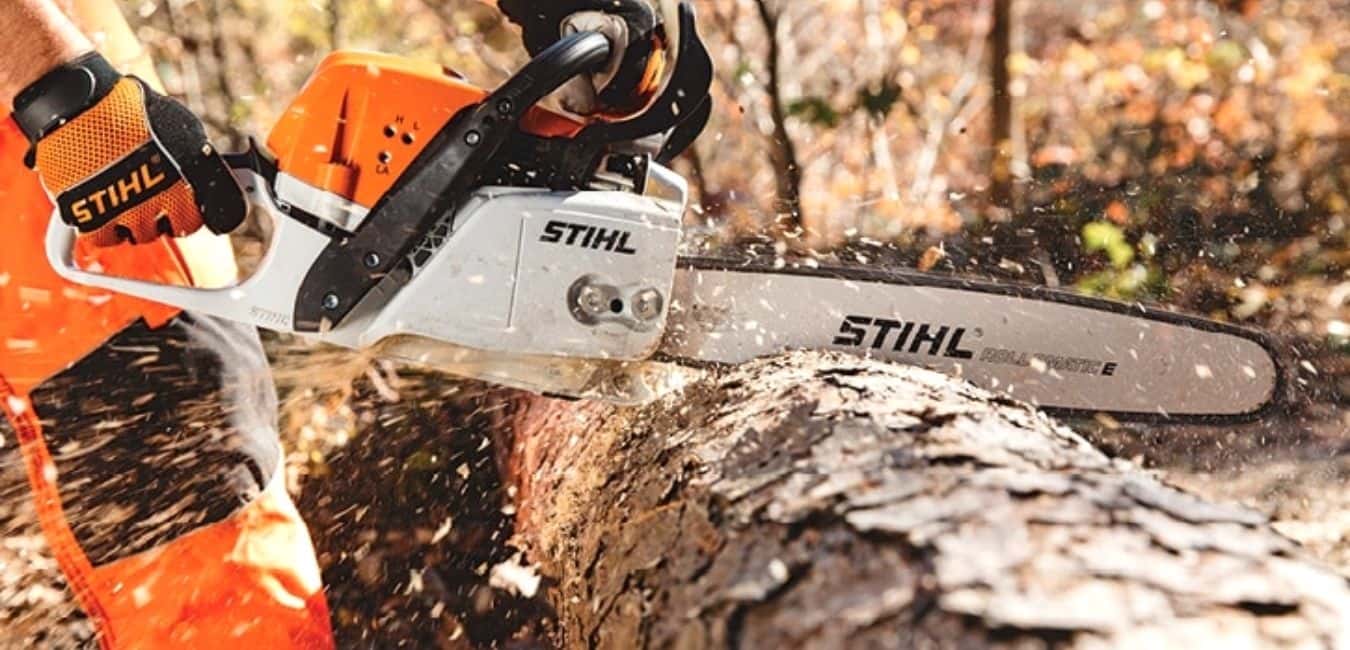 Stihl chainsaw safety precautions