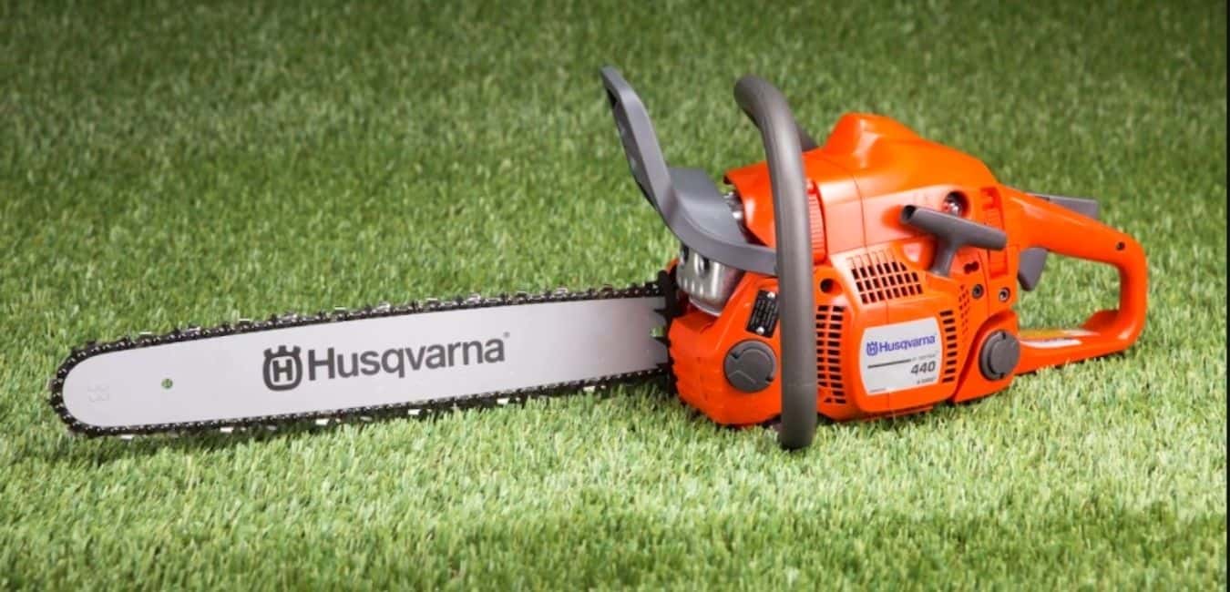 Difference between Husqvarna 440 and 440e