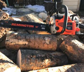 Remington RM4618 Outlaw 46cc 2-Cycle 18-Inch Gas Powered Chainsaw