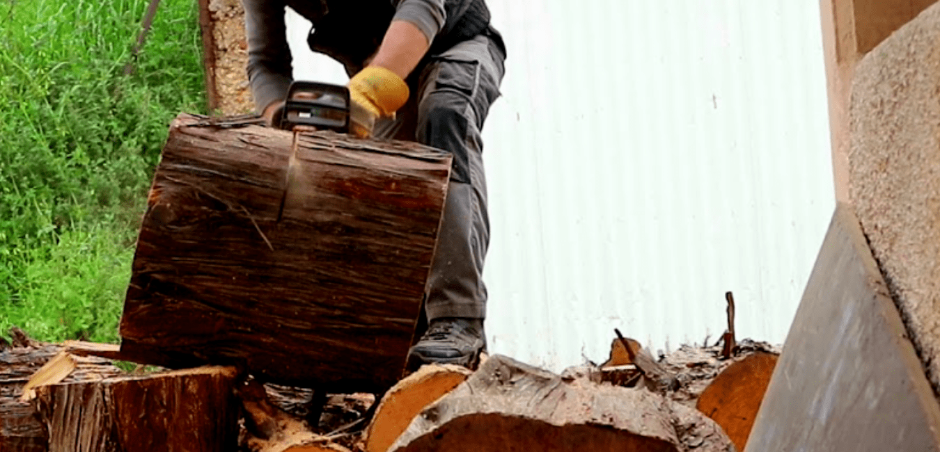 How to Cut a Large Log with a Small Chainsaw