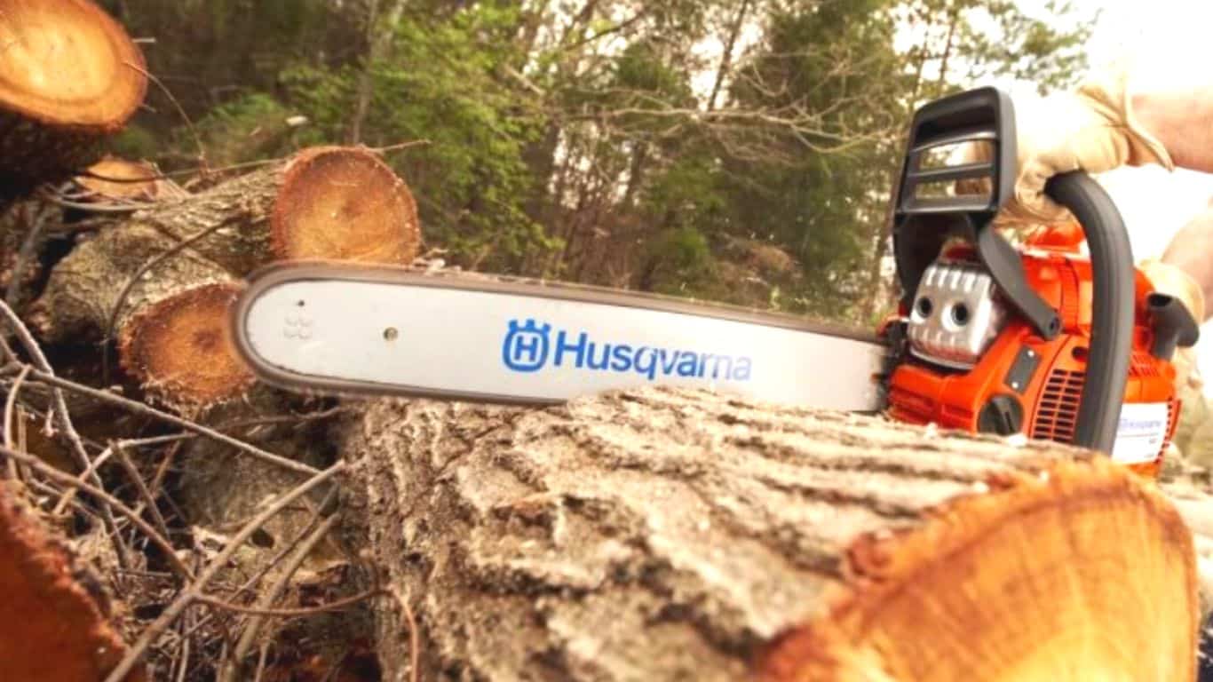 Common Husqvarna Chainsaw Problems that You Might Face